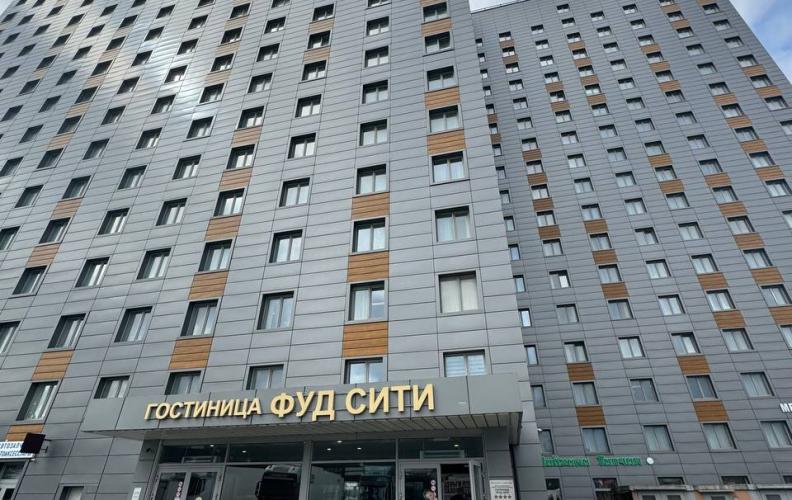 мойка фасада альпинистами