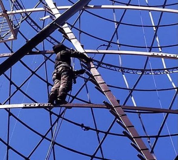 Электромонтаж на высоте в Москве
